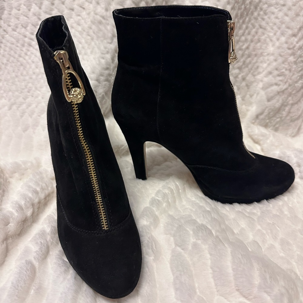 Anne Klein Luciana Suede Front Zip Ankle Booties Boots, Black